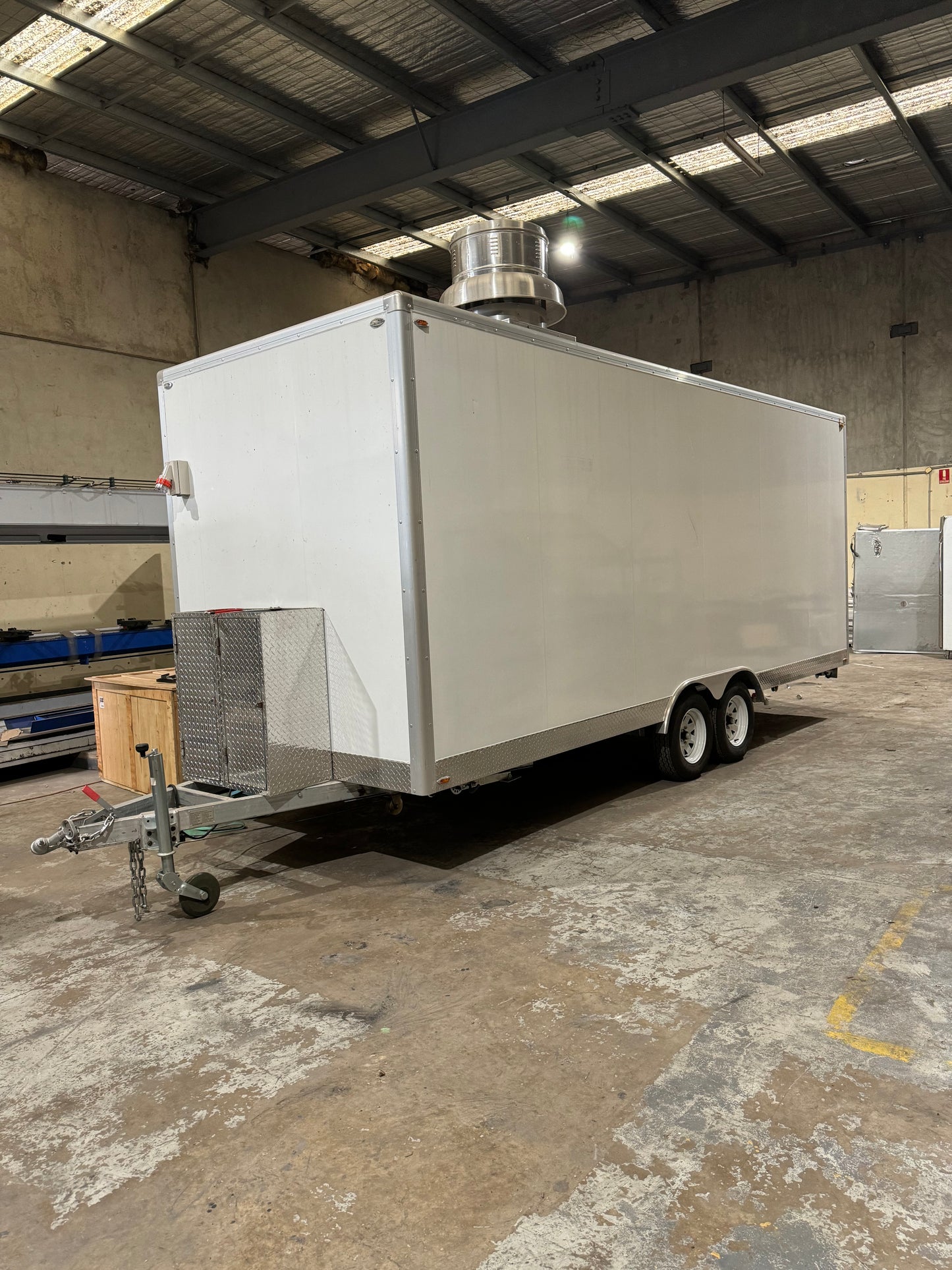 6 Meter Food Trailer