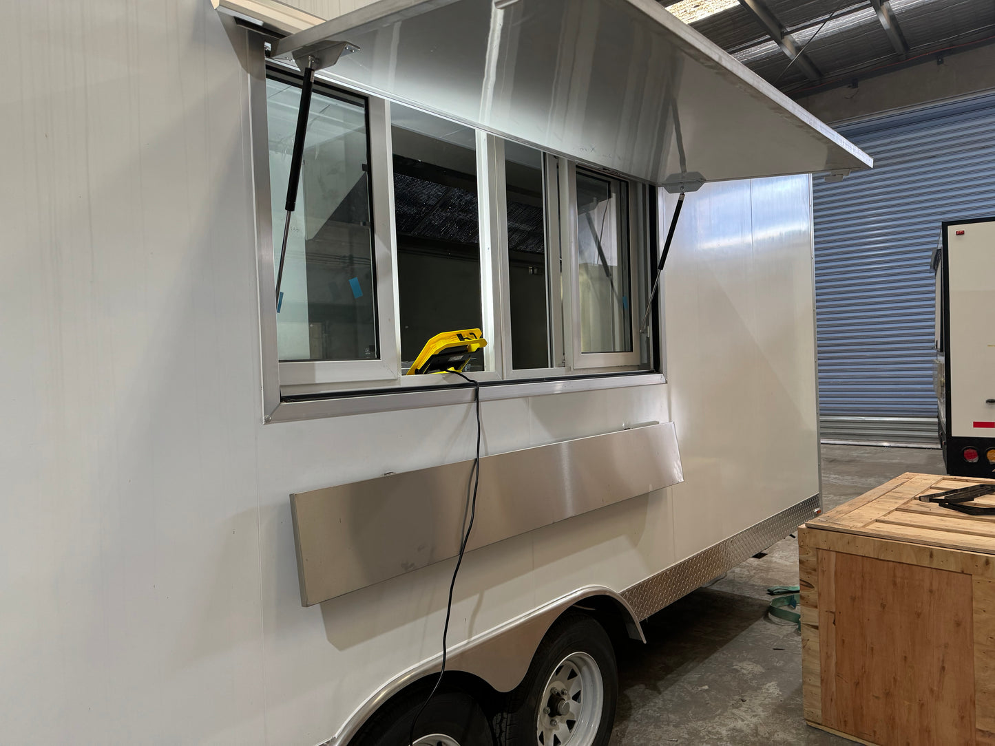 6 Meter Food Trailer